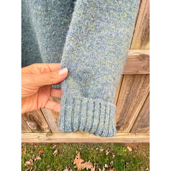 BEN SILVER SHETLAND WOOL SWEATER — Made in Scotland - Picture 4 of 9